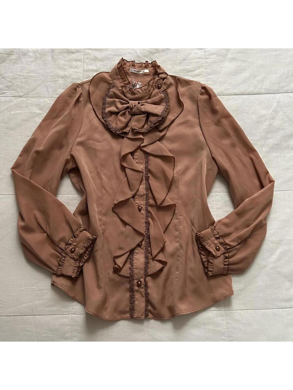 NWT Axes Femme brownish pink ruffled blouse with bow detail and lace trim
